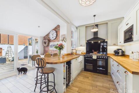 Kitchen/Breakfast