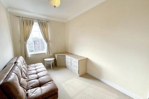 Bedroom Two/Snug