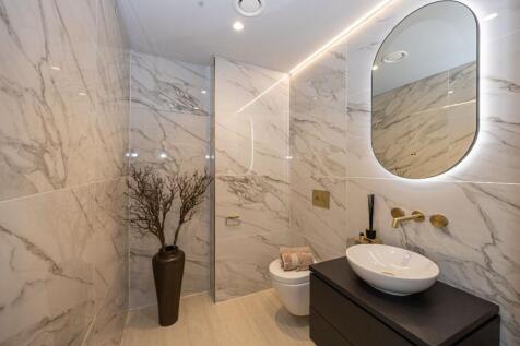 2 bed, 3 bath Apartment in Manchester - Photo 27