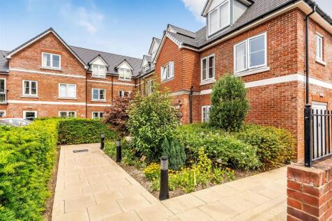 18-Headley-Lodge-17.jpg