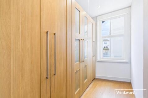 Walk In Wardrobe