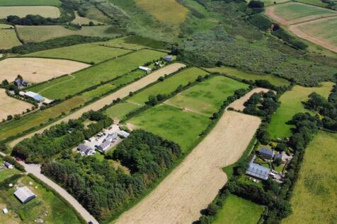 Coedrwm,, Cefn Road Dwrbach (nr Scleddau), Fishgua