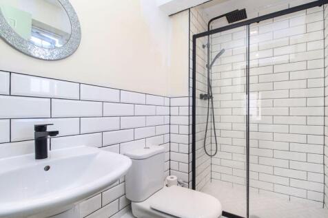 Bedroom One En-Suite