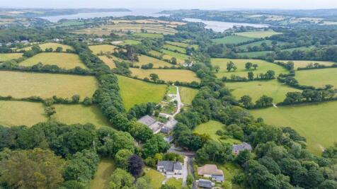 0625_03 - Woodvale, Feock, TR3 6QS (7).jpg