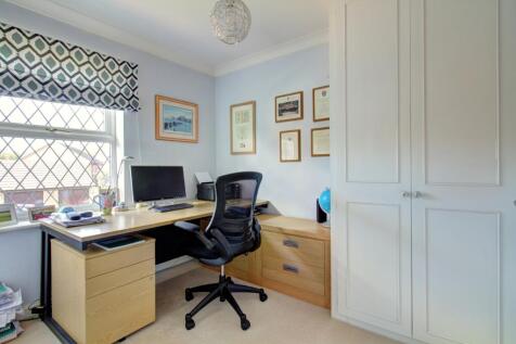Bedroom 4 Wilson Grove - Matt Clinton EweMove Keni