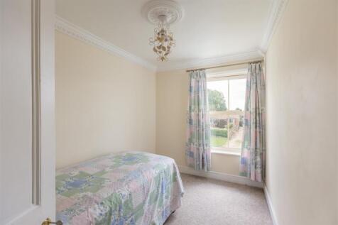 Rose Garth Bedroom 4.jpg