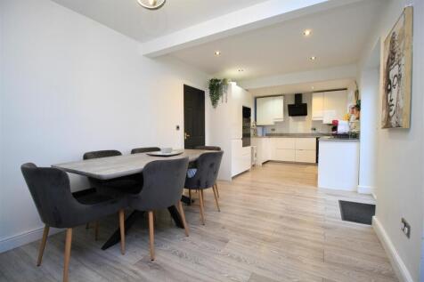 Dining area .jpg