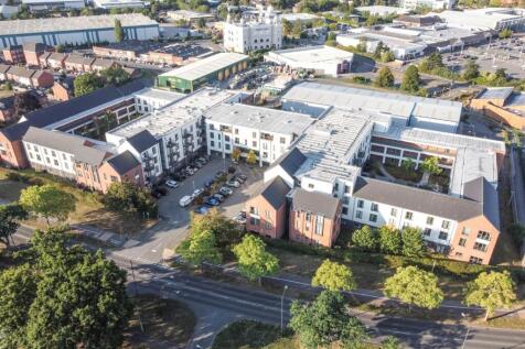 150 Queensway Court_-9.jpg