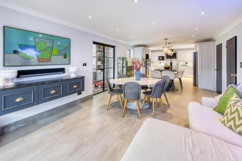 34 Post Office Road-kitchen5.jpg