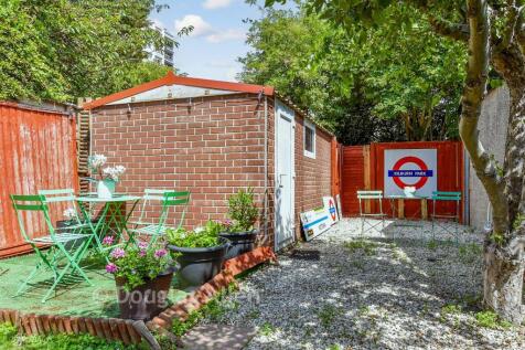 External Lifestyle Photograph