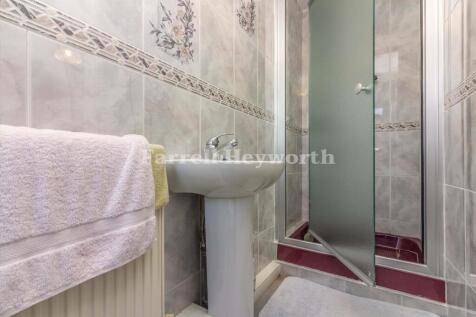En Suite b
