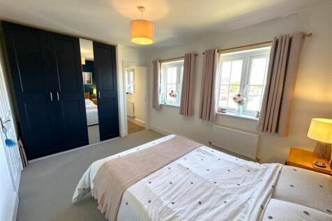 Bedroom One Into En-Suite 847