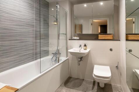 1 Bedroom Flat in G11 6FD