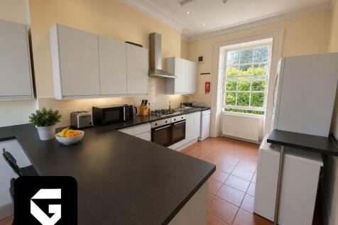 1 Room in STUDENT HOUSE SHARE