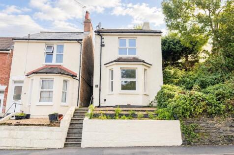 3 Bedroom Detached in TN37 7AB