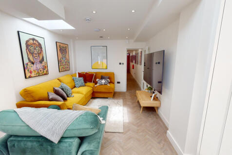 6 Bedroom House in B29 7DG