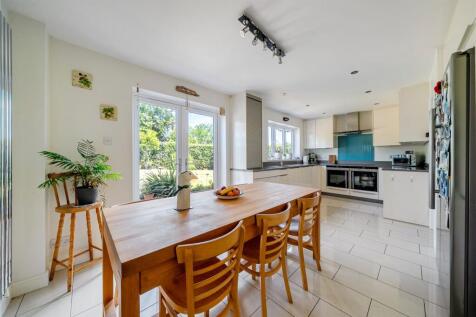 Kitchen/Family Room