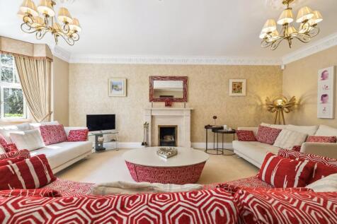8 bed, 7 bath Detached in Glasgow - Photo 8
