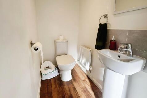 46a7cc8f-WhatsApp...