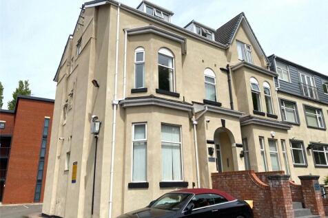 AVAILABLE JULY. Modern and stylish, this first-floor apartment in the heart of a charming village presents a fantastic opportunity for urban living. The property boasts a well-proportioned bedroom, a