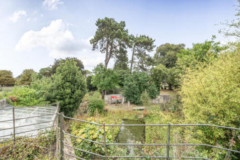 1341291-4-68a5a53...