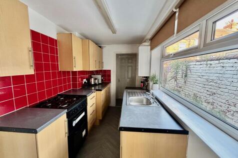 3 Bedroom House in TS1 2EF