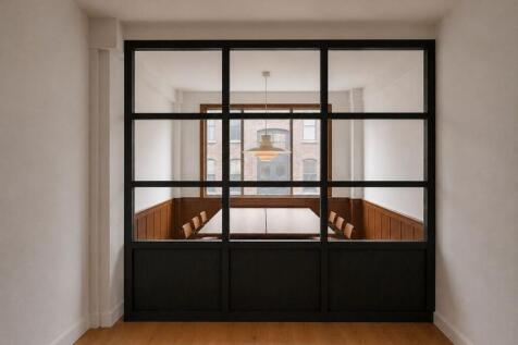 5 Windmill Street - internal meeting room
