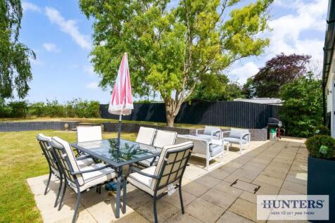 94395_White House Selby Road Camblesforth (40) - C