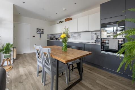 Rookwood Way E3