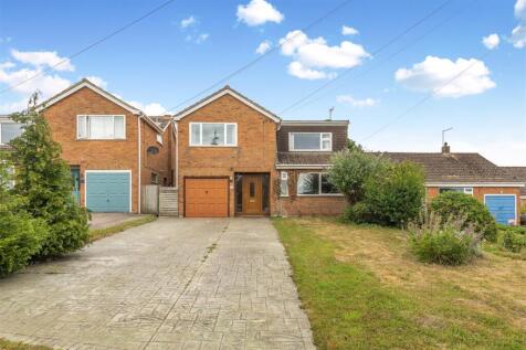 14 Bignolds Close, Claydon-3.jpg