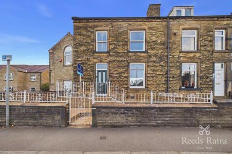 4 Bedroom Terraced in HD3 3EL