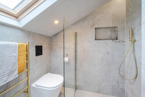 4 bed, 2 bath Terraced in manchester - Photo 27