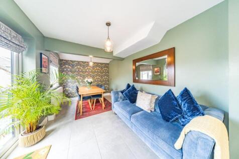 100 bluebell lane family room.jpg