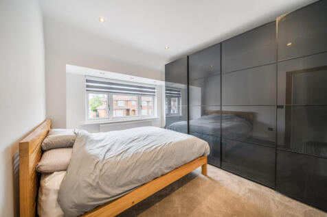 1342616-10-68a4ba...