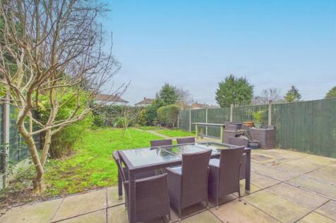 CAM03972G0-PR0257-STILL009 bs.jpg