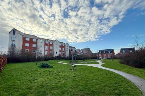 Green Space to Front