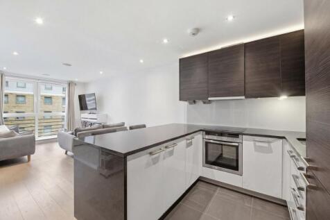 Short Let - This impressive one-bedroom, one-bathroom flat showcases a sophisticated, open plan layout designed for contemporary living.