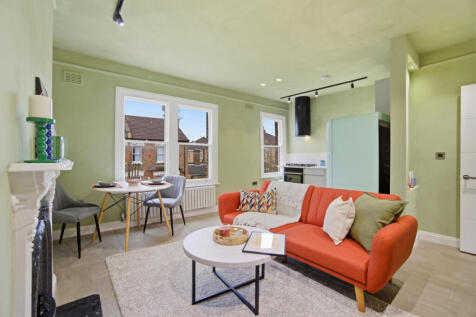 1 Bedroom Flat for Sale