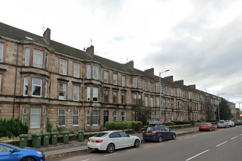 2-bed Flat Greenock Road