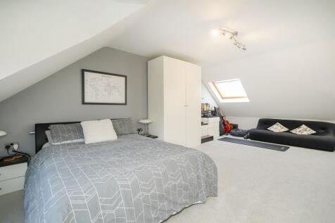 5 bed, 4 bath Detached in Sheffield - Photo 22