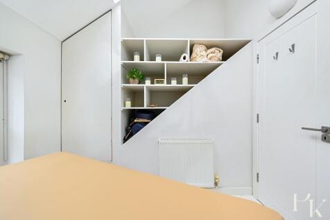 3 Queens Place, BN1 (15).jpg