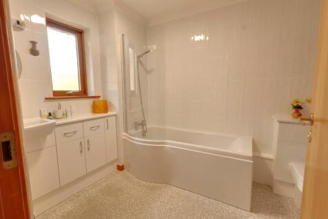 64A BATHROOM