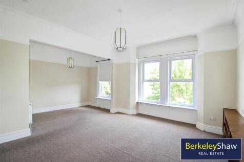 Lounge / Dining Room