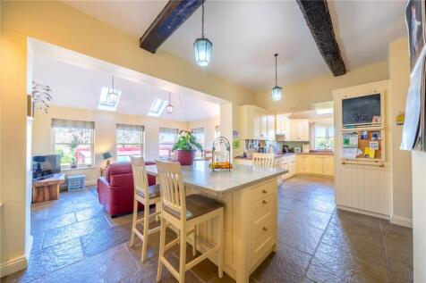 Living/Dining Kitche