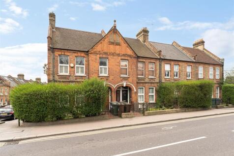 Blackhorse Road, E17