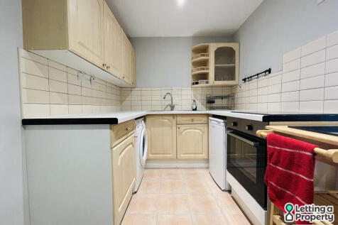 1 Bedroom Terraced in EN1 4DH