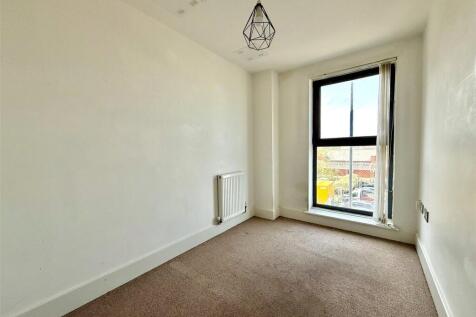 2nd Bedroom