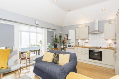 Open Plan Living, Dining, Kitchen