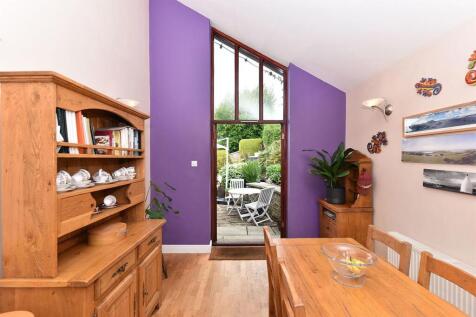 KITCHEN/DINING/FAMILY ROOM