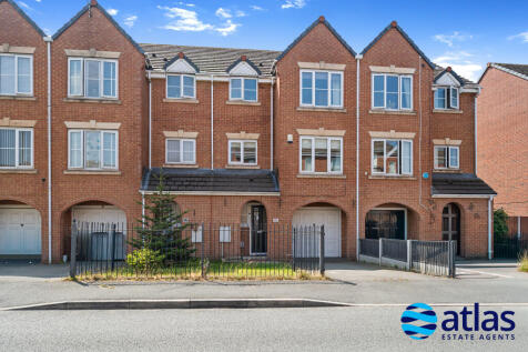 An impressive three-bedroom home set across three floors, offering stylish open-plan living, two modern bathrooms, a cosy snug, utility room and integral garage. Complete with a generous rear garden f